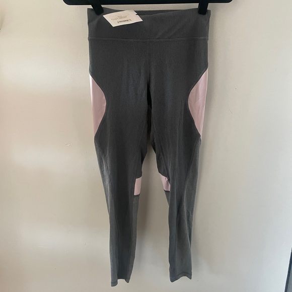 NWT ALALA Edge ankle tight legging - Picture 4 of 8